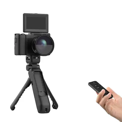 Ročna 4K kamera z 12 MP, 16-kratnim zoomom in pomnilniško kartico