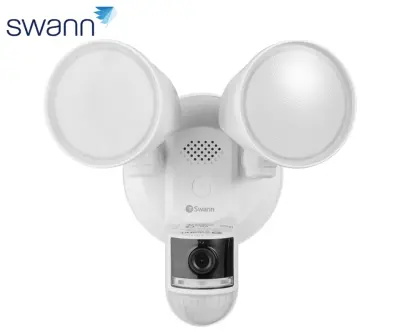 SWANN 4KFLOCAM 4K Floodlight žična IP varnostna kamera, 4K UHD, WIFI, TrueDetect, 2600 lumnov LED reflektor, 115° snemanje, APP, Night2Day snemanje