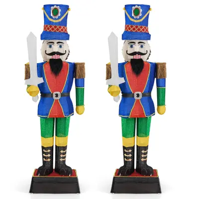 Komplet 2 osvetljenih figur orehovih dedkov