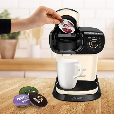 Kavni aparat Bosch TAS6507 1,3L bež/črn