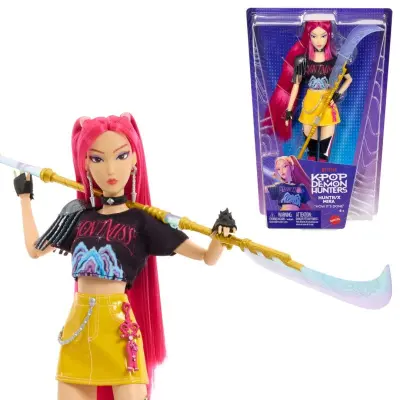 KPop lutka Mattel Mira z ikoničnim kostumom