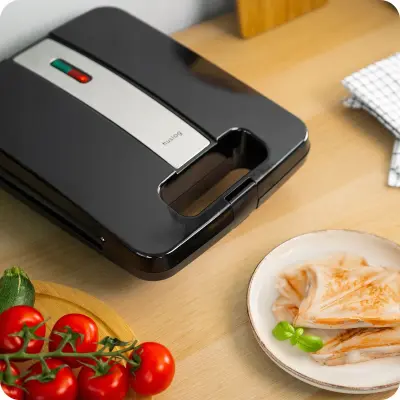 Sandwich toaster Aigostar Huslog 1800W 4 sendviče