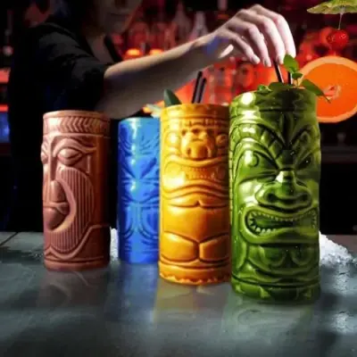Set Tiki Mugs Northix - 4 barvnih keramičnih skodelic