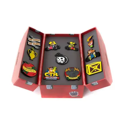 CTR NITRO-FUELED PIN SET KOMPLET ZNAČK ACTIVISON