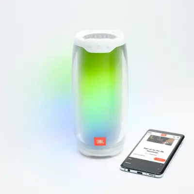 JBL PULSE 4 Bluetooth prenosni zvočnik bel