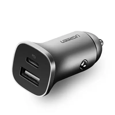 UGREEN QuckCharge18W hitri avtopolnilec USB A + USB-C vhod