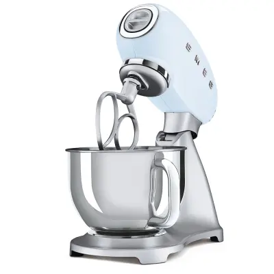 SMEG SMF02PBEU mešalnik pastelno moder