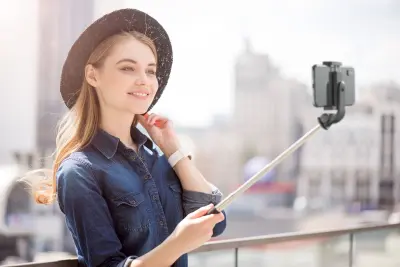 BT Selfie palica TRIPOD stojalo, črno