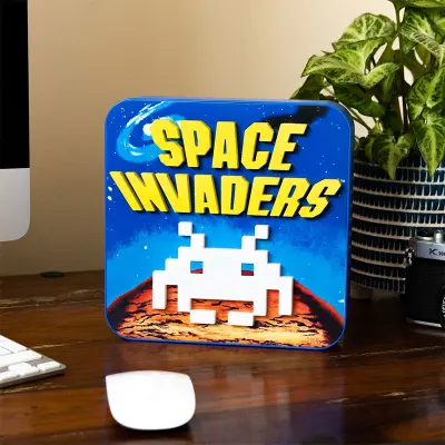 MERCHANDISE OFFICIAL SPACE INVADERS 3D LAMP LUčKA