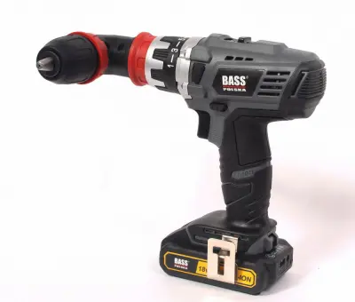 Kotni vrtalni vijačnik 18V 58Nm z LED