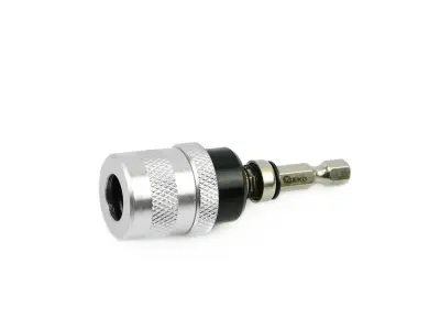 Vijačni distančni nastavek za suhomontažo