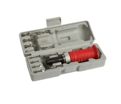 Udarni izvijač z nastavki 7 delni