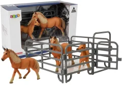 Set figuric konji na kmetiji