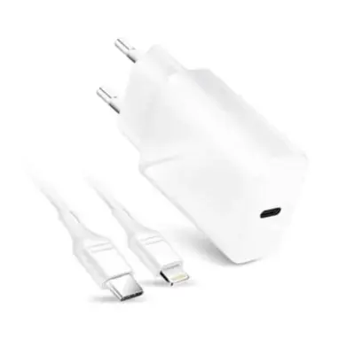 Stenski polnilec z USB-C vtičnico in lightning kablom 3A 20W PD in QC 4.0