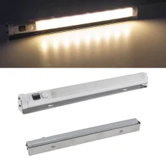 Baterijska LED svetilka s senzorjem gibanja 9 SMD LED 80lm toplo bela svetloba