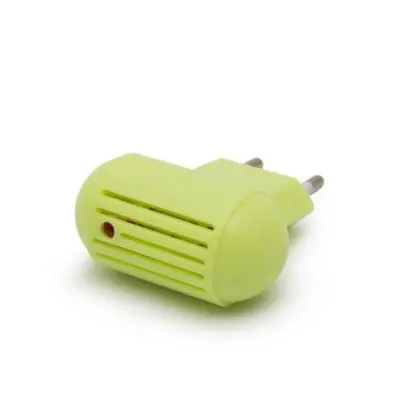 Elektronski ultrazvočni odganjalec komarjev za v vtičnico