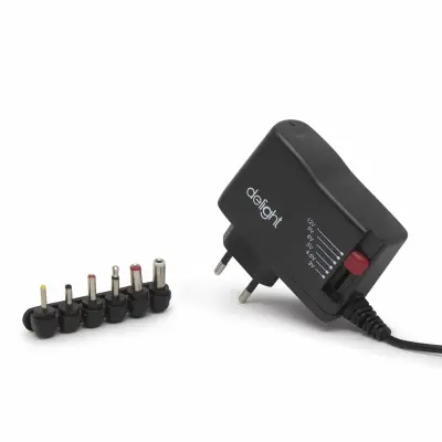 Univerzalni AC / DC adapter - 3-12V • 2,5A • 30W • 6 konektorjev