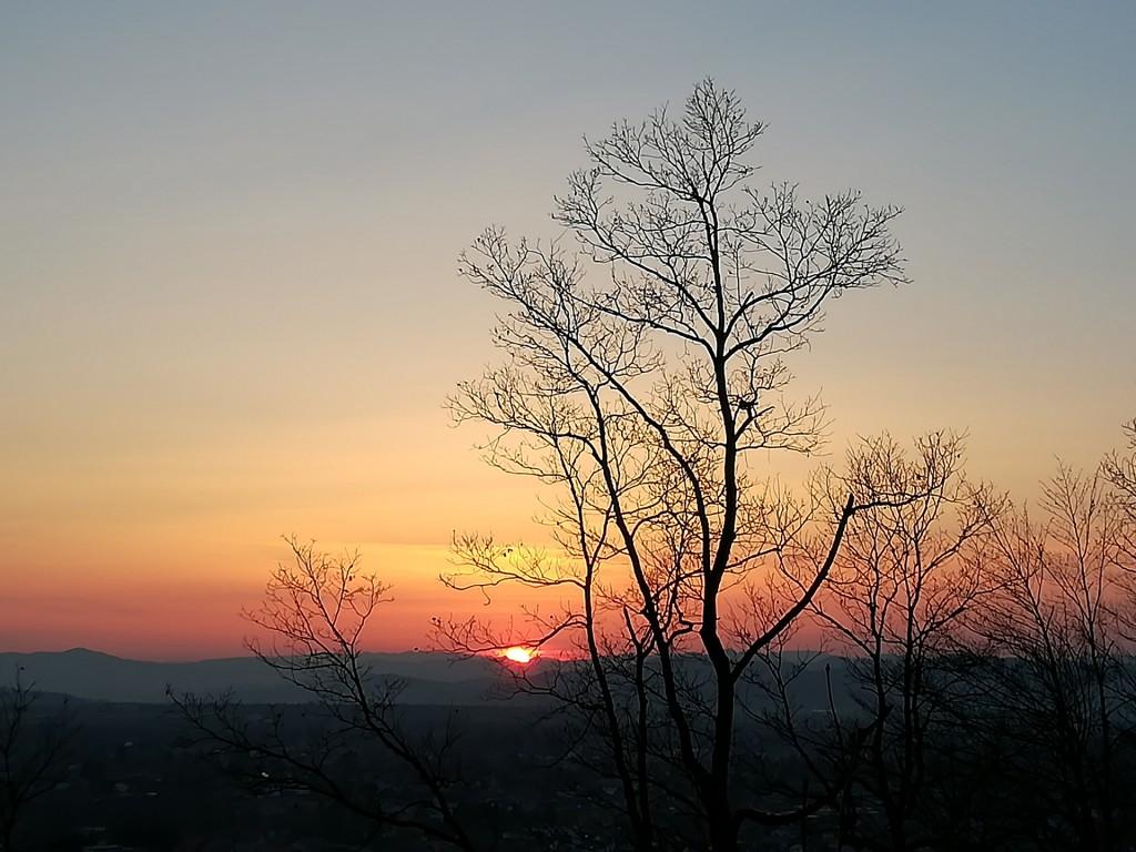 Sončni zahod - s povečavo