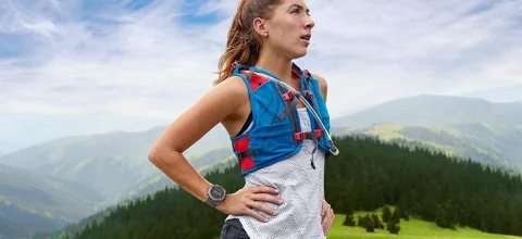 Pametna ura - digitalni osebni trener in asistent na roki